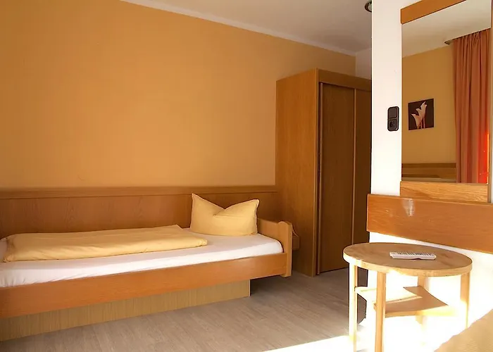 Hotel Oyer 3*